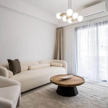 Silene Iii Apartment *